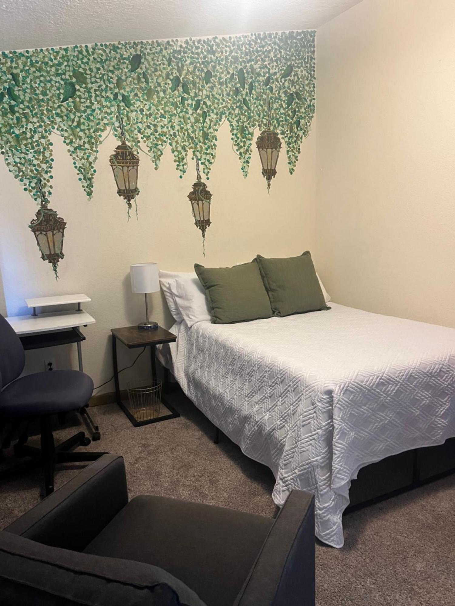 Paradise Oasis Near Lake *Full Body Massage Chair* Longview Dış mekan fotoğraf